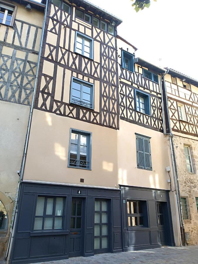 Appart face au mail Limoges Exterior foto