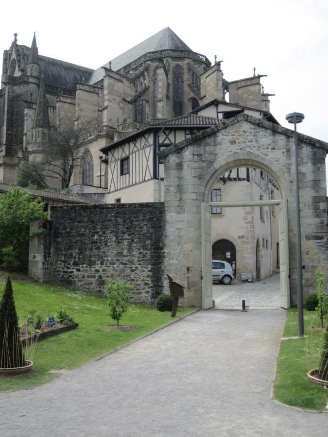 Appart face au mail Limoges Exterior foto